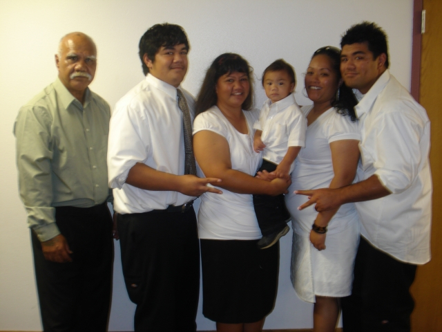 Wendall Siufanua and his daughter Cher Watanabes family. Jase, Jayden, Jarvis and Emme[Jarvis girlfriend].2008