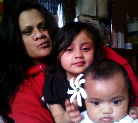 Lamala Kuaea Valdez and daughters Salafaia and Malani. Daughter and grand daughters of Salafaia Pilimai