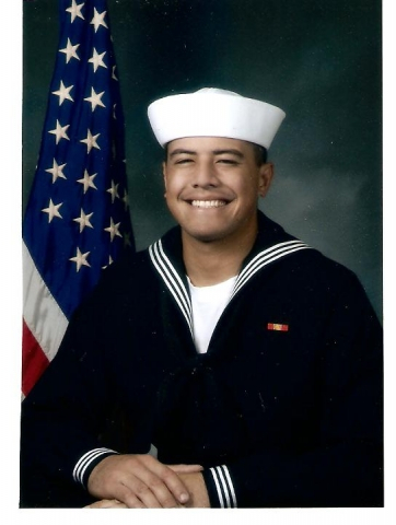 Desmond Ikaika Hanohano graduating from Navy boot camp July 17,2009 stationed in great lakes illinois.
Kipeni>Rowena>Rhonda-Lei>Desmond