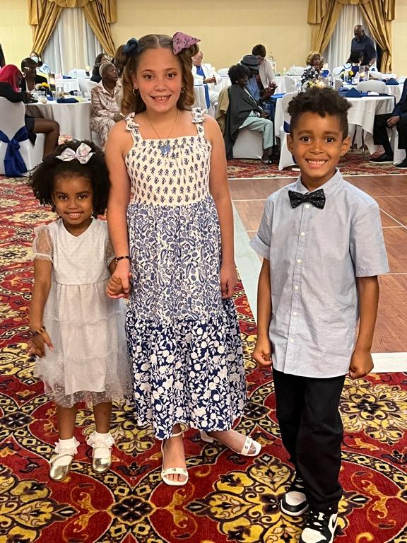 Ava, Natalie, Odin - Elliott Clan 