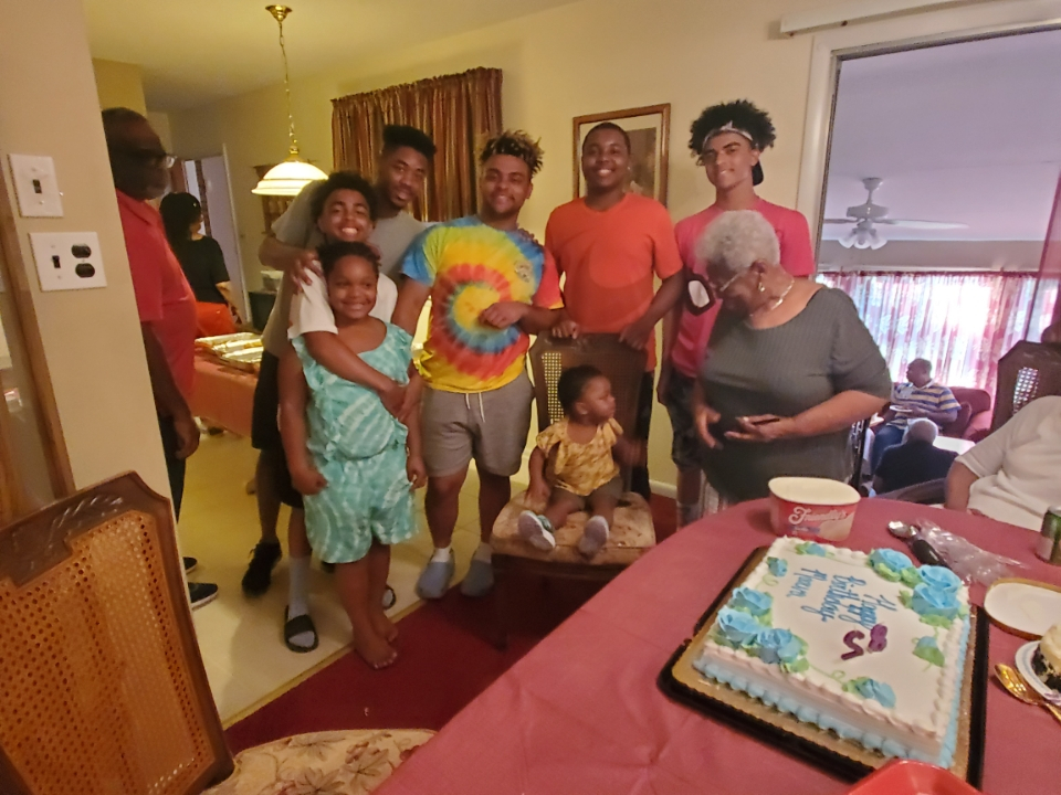 Johnny, Elise, Kyle, Gregory, Amaya, Jayden, Payton and GG (Marva Jones)