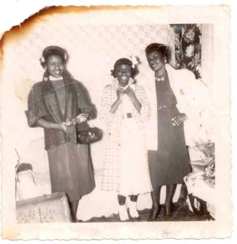 Rose, Teena (Girlies daughter), and Girlie.