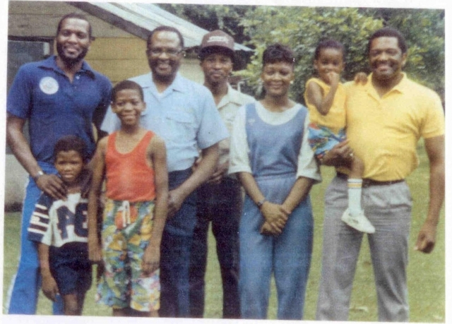 The Thompsons Close Up
