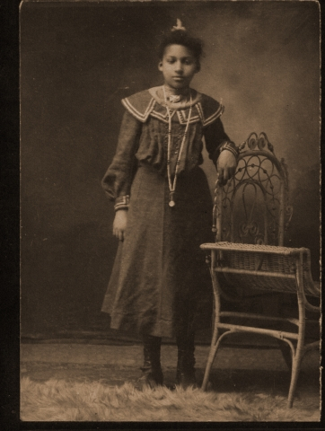 Georgias mother,Villa Overstreet-King, at age 16.