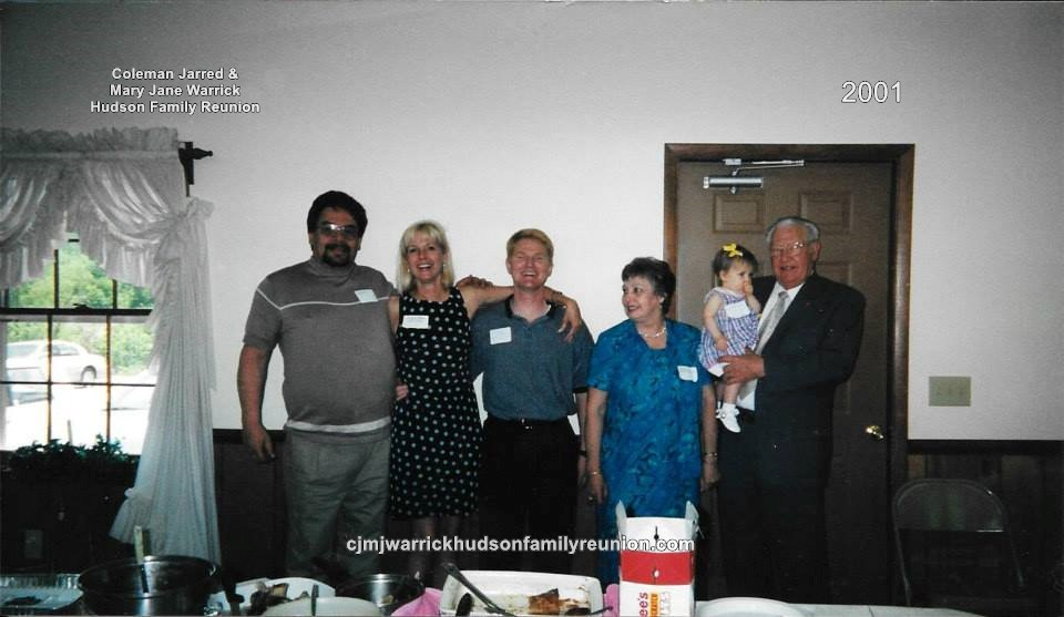 2001 - Couples Married Since the 2000 Reunion -
Sam and Linda Hudson (Linda not pictured), Lisa and Dan Storey, Sue and Elwood Hudson.