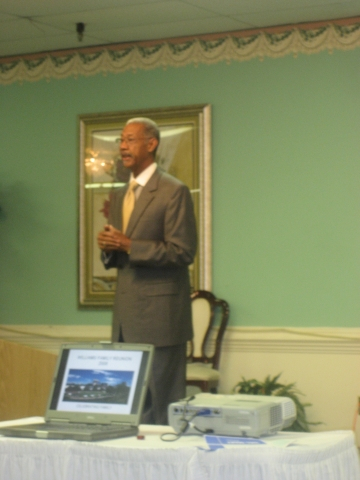Joe Lindsay represents Della (Lindsay) Williams children