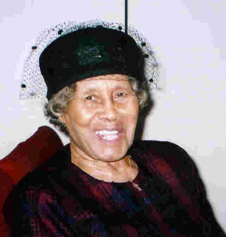 Momalean at 91 years old.
(Mar. 12 2006)