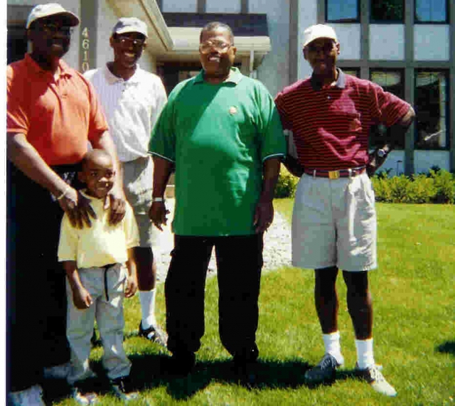 Moores brothers,Uncle James,and
little Ronnie in Minnesota