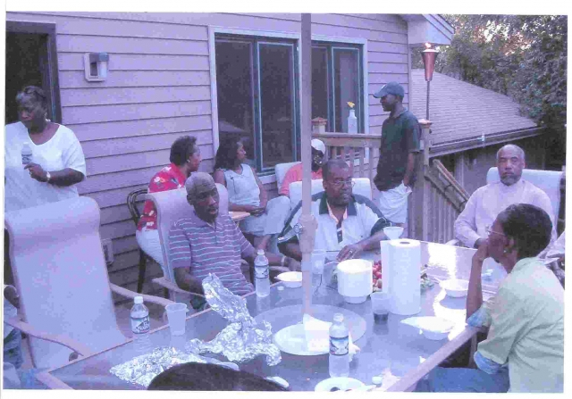 Moore Family gathering @ David & Tinas house.
    ( July 2005 )