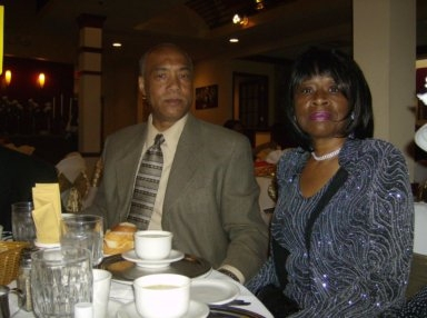 Glen and Alfreda at Shirleys Retirement June 2007.