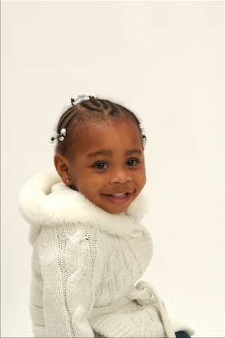 Amina @ 20mons.  What a beautiful smile  Nov. 2010