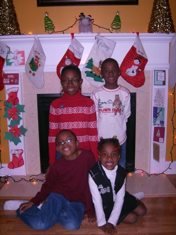 Whitney, Darrick, Noah & Nia Christmas 2007