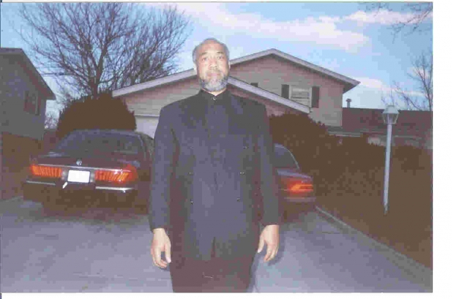 Pastor Glen Moyer