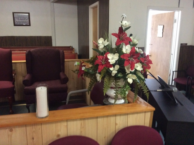 Family Reunion Memoriam Candle and Flower Bouquet