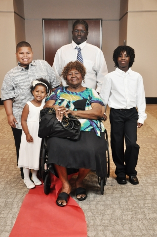 Ida Oatis and grandchildren