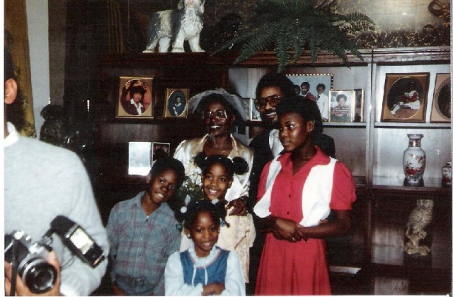 Linda & Melvin Edwards Wedding