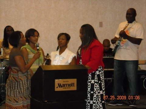 Beene Sisters of Tupelo with father, JC on guitar
