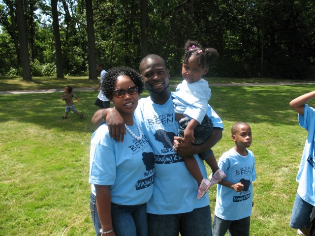 Juma Sutton & wife, Shannon with daughter Naia and nephew Charles Carson in background. Juma Sutton is the son and grandson of Warren and Alma J. Beene Sutton, descendants of Loammi Beene