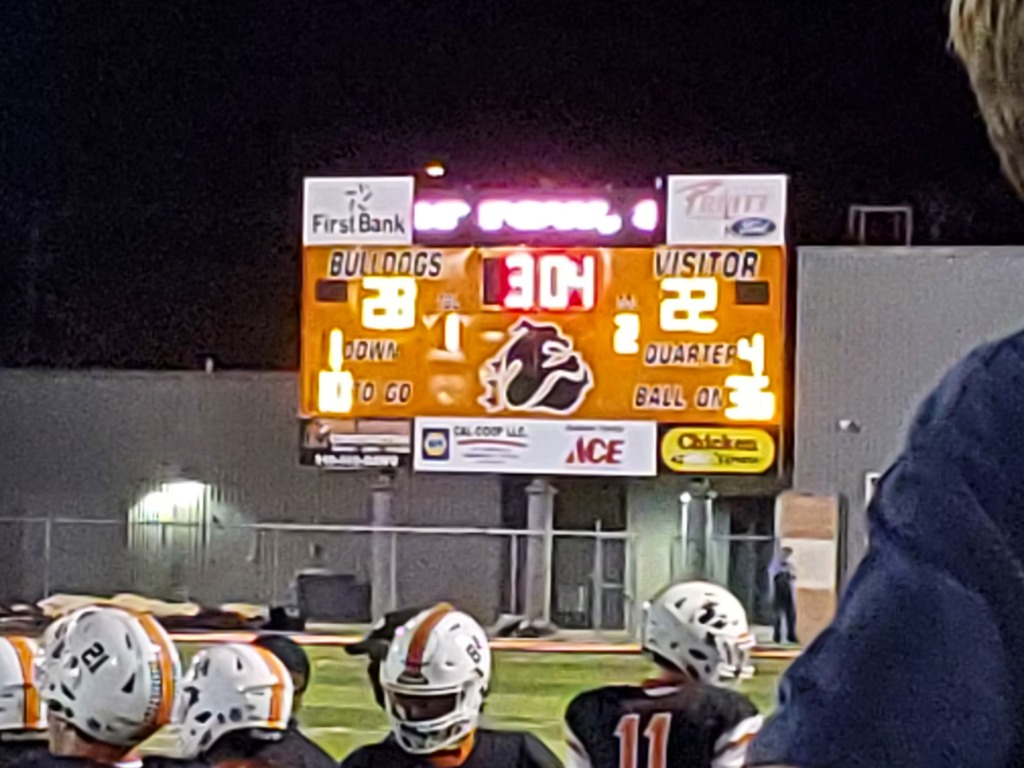Final score at 2020 Homecoming game against Vernon. Burkburnett victory!