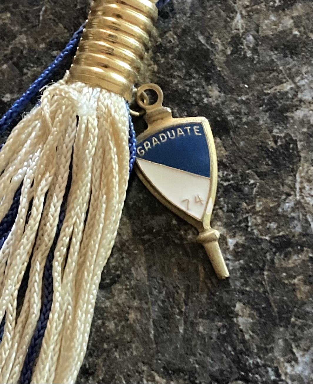 graduation tassel