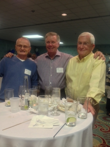 Earl Myers (Mary Bell), Jerry Crews (Andee Eason), Frank Bernard (Phyllis Glines)