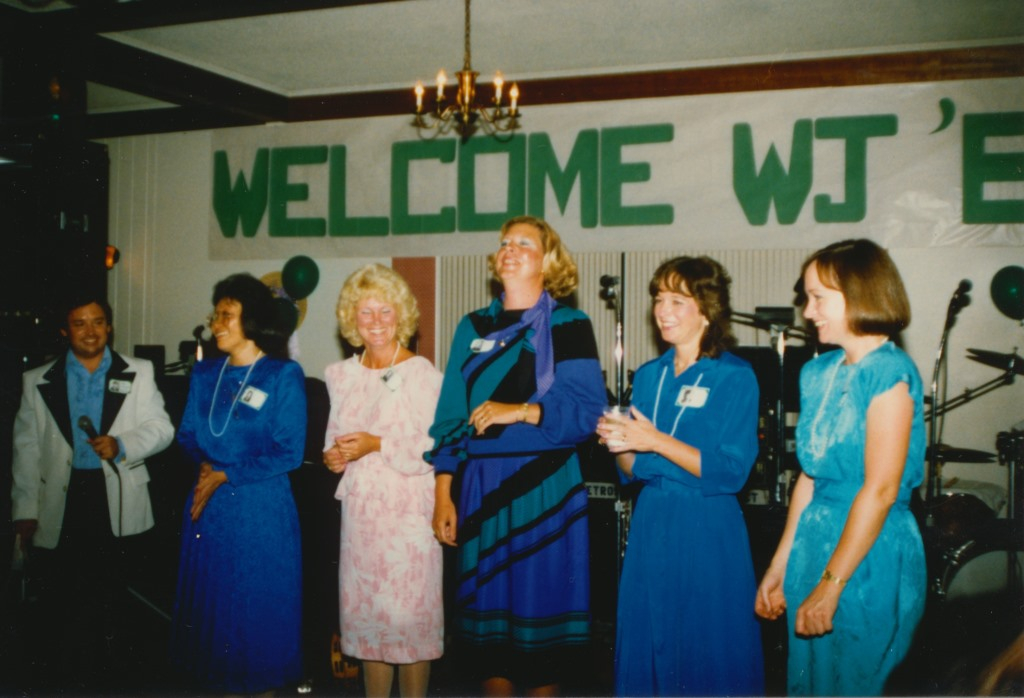 20th reunion committee introduced
