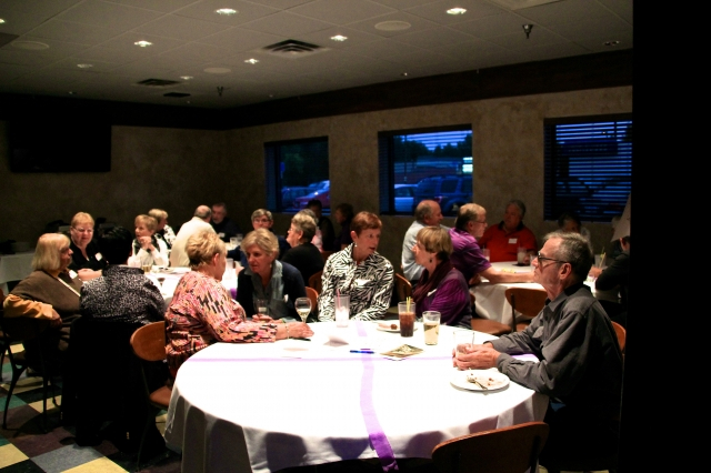 front table, left to right:
Robin Sheldon Axel, Susan Sandstrom Sundell, Andi Johnson Fischer, Claudia Morin Finzen, Peter Malvey