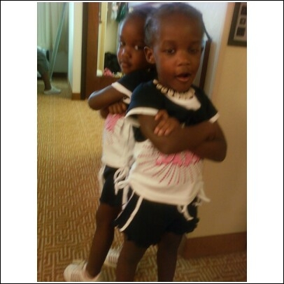This is not a mirror.  Kwayus twins