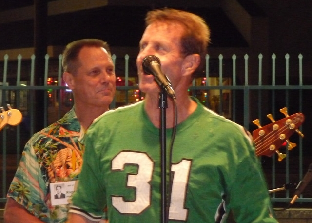 John Mineo sings just like Mick Jagger!  He is Hot tonight!