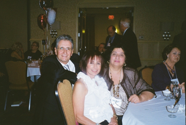Chuck & Olga Piandes, Stella (Moskovis) Kazantzas, ??