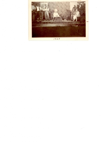 1928