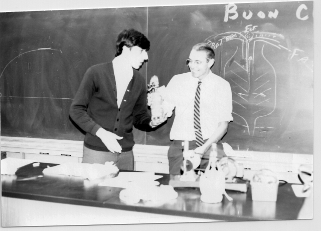 Mr. Kerrs Gr 13 Physics class, 1968.