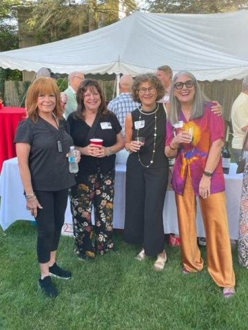 Tina Friedman, Randee Adler, Helayne Brinauer,
Jill Mapstead