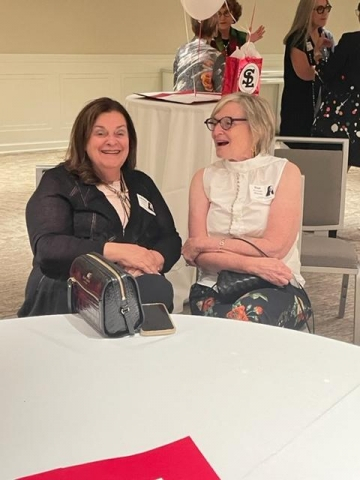 Debbie Urbach, Roz Komisar