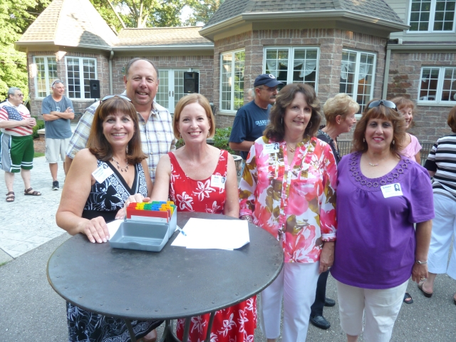 L-R, Deb. Kachadurian, Alan Karlin,Deb Johnson, Nancy Outen, Eileen Fantich
E. Fantich