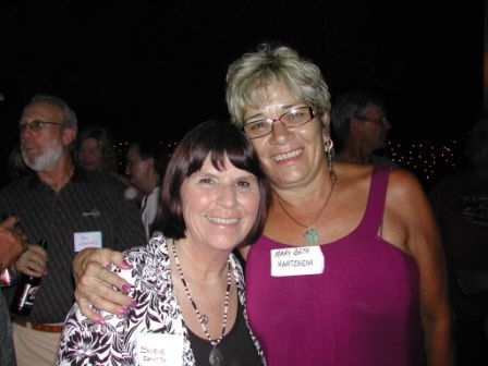 Suzie Hamburg and Maribeth Hartzheim
