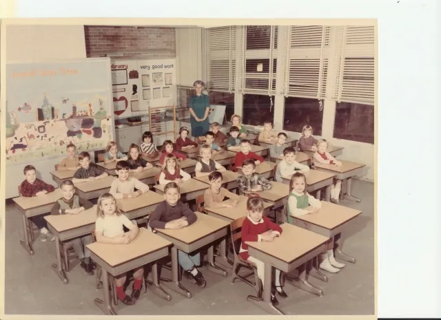 Broadmoor Elementary Mrs. Thorne 1st Grade Class 1967 -1968