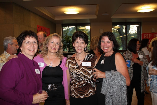 Marla Cates, Bonnie Davenport Davis, Peggy Graham Ross and Roxanne Hostetter Nassan