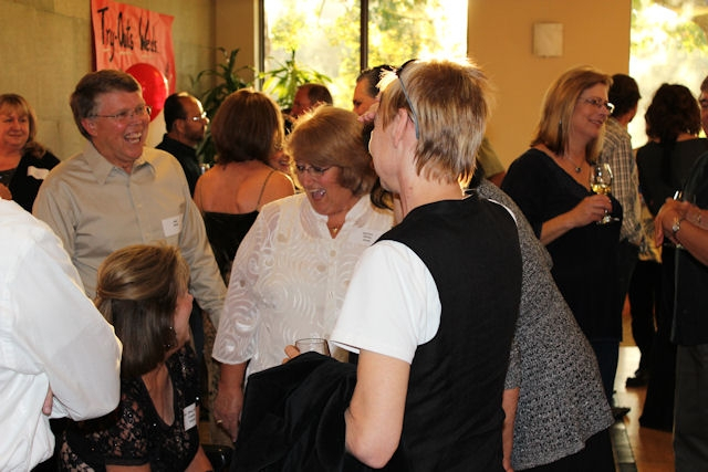 Crowd shot including Sue Smith Leake, Bob Wills, Kate Schirle Coates, Janice Holt Wills, Christine Brazis and Nancy Jenner