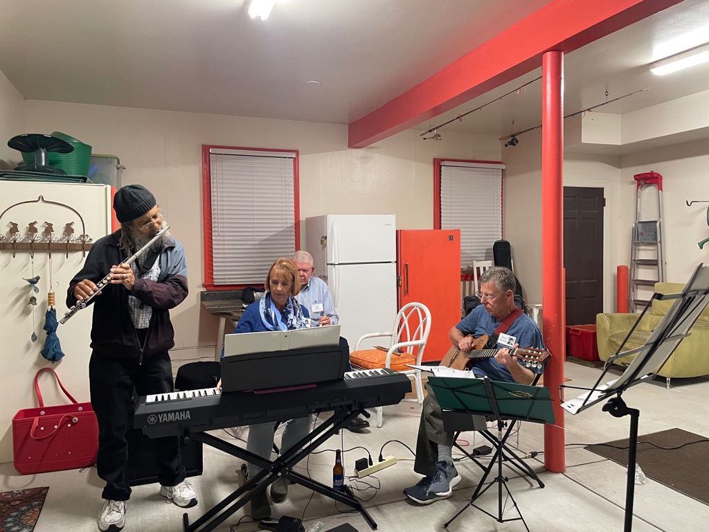 Great music provided by George, Pam, Ricky, and Earl!