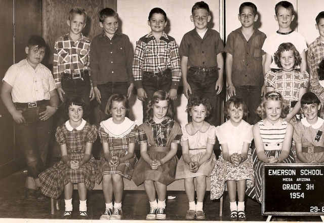 3RD GRADE EMERSON SCHOOL
LEFT SIDE