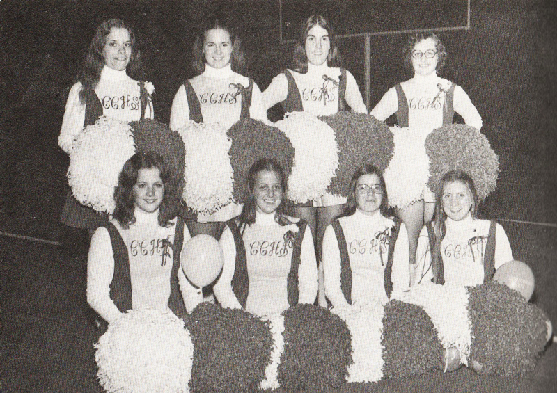 Senior Pompom