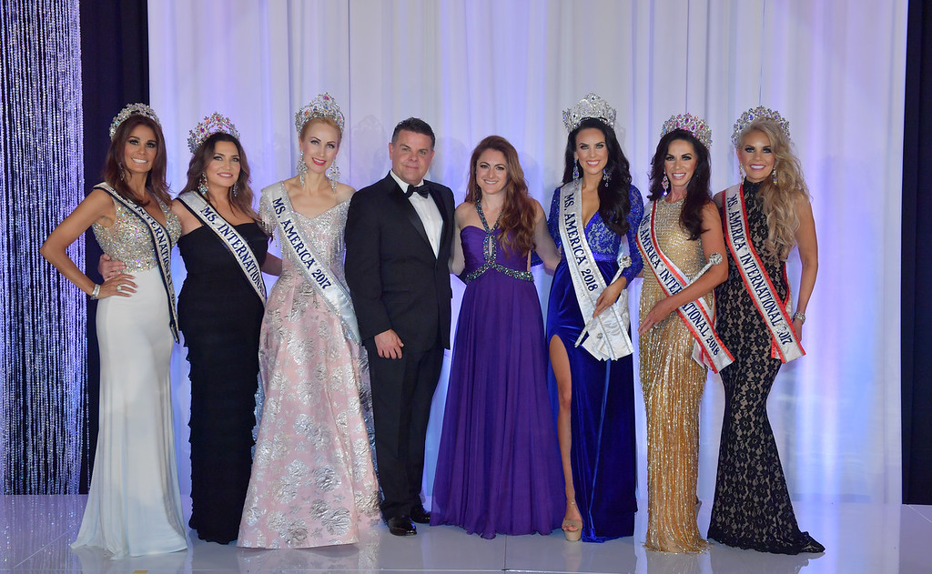 Emcee Scott Stewart and Co-Emcee Stephanie Mills, Ms. America 2015 with 2017 and 2018 National Titleholders