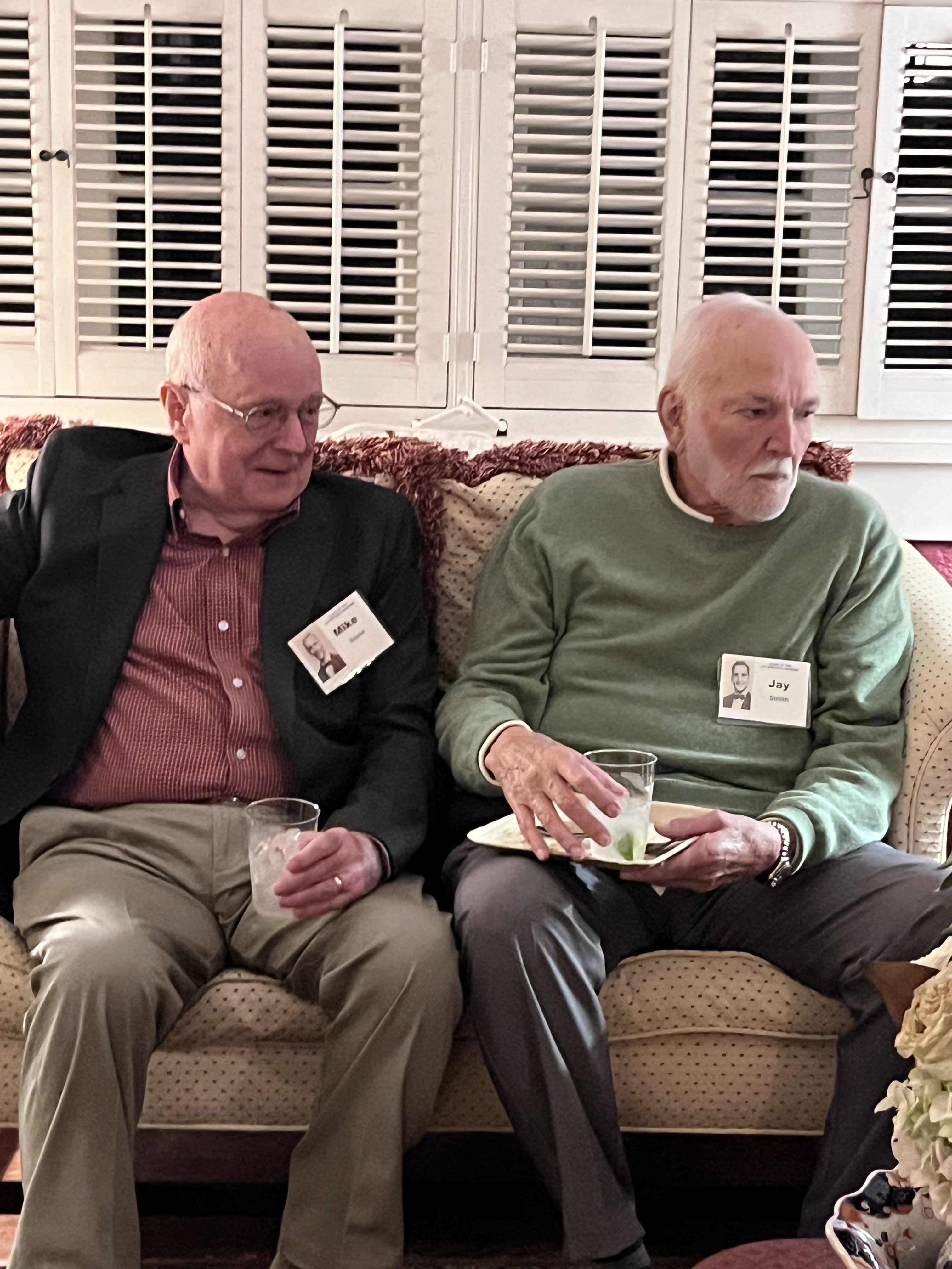 Mike Seale, Jay Smith