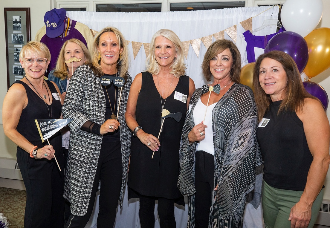 Suzy, Marsheila, Sue, Annette, Julie & Marcia