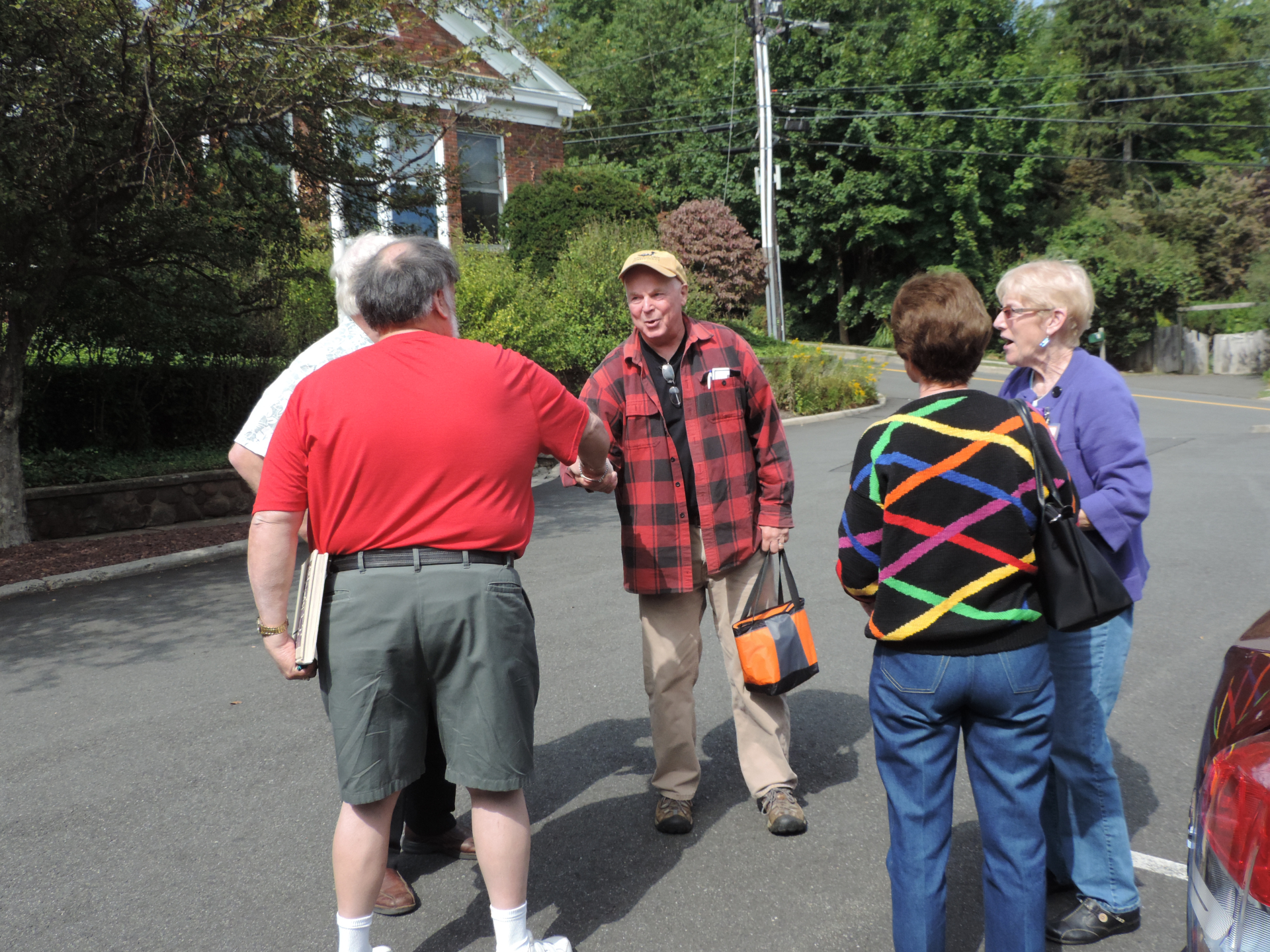 "Long Time, No See" - Newt Powell (back to camera); Jerry Cole, Eileens Zuckerman & Meeker