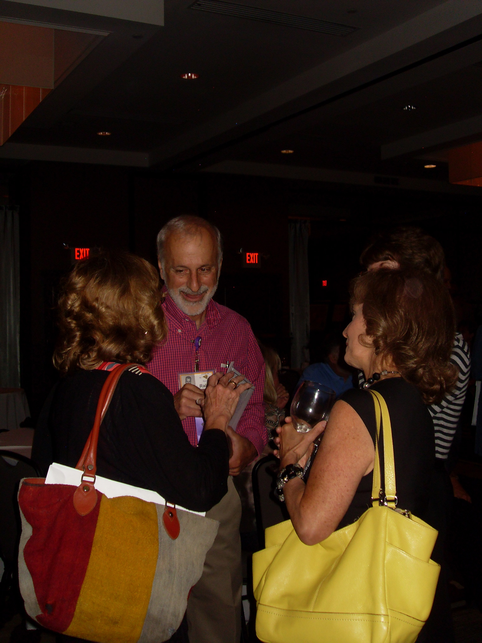 Ralph with (left to right) Pat Wissig, Barbara Farsetta, Eileen Zuckerman Friday night