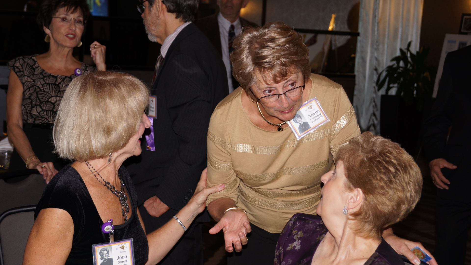 Joan Drexel, Arlene Freiermuth, Rita Naclerio; Background: Marti Itkin, Don Fenbert