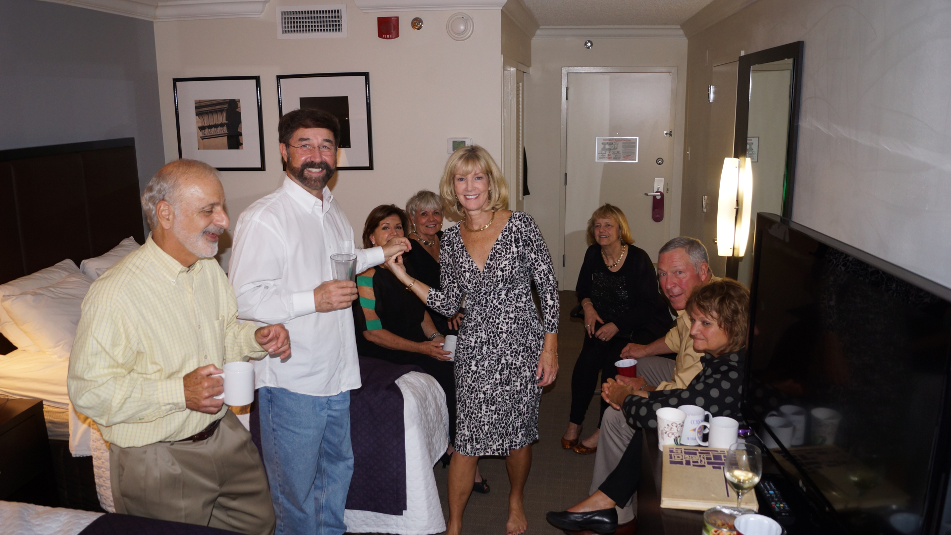 "The After Party": Ralph, Don, Laurel, Rhona, Phyllis, Ellen, Bob, Bonnie