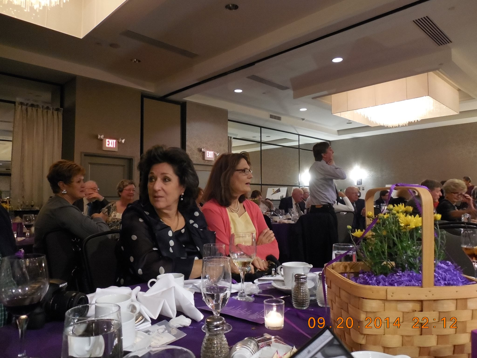 Susan Butler, Carolyn Duzy in background; Shelly Epstein, Suzanne Coletta in foreground